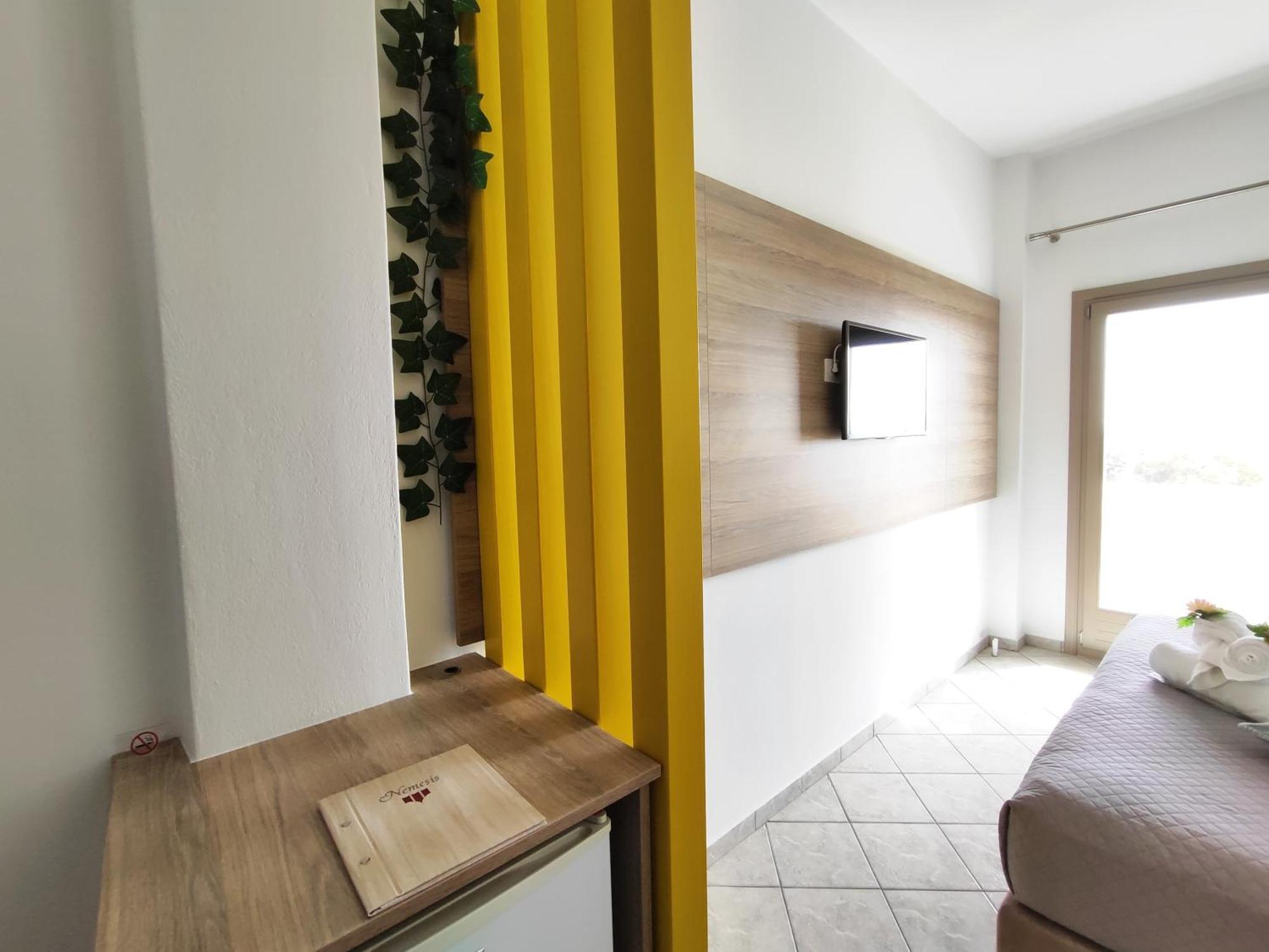 Nemesis Aparthotel Фира Екстериор снимка