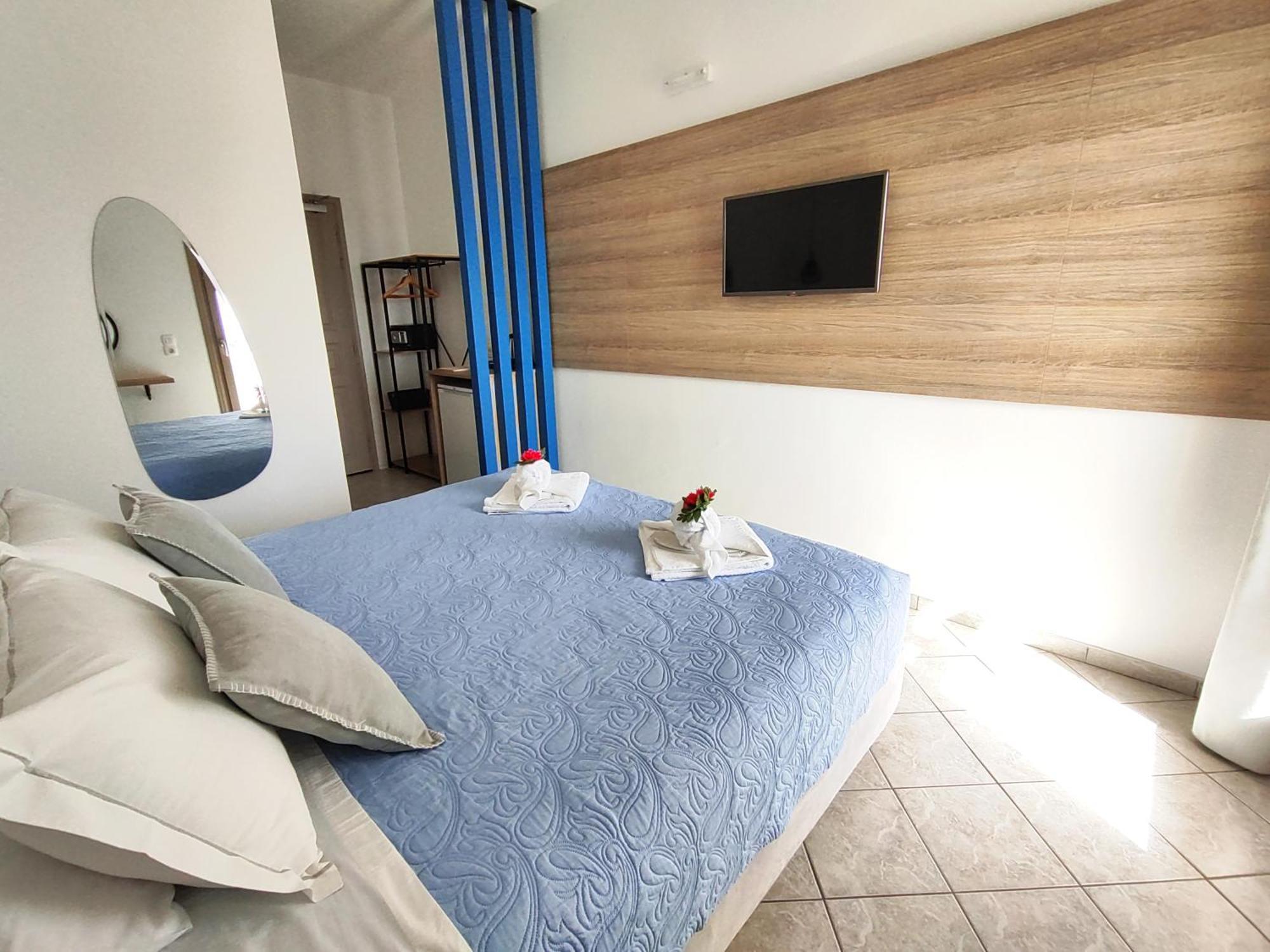 Nemesis Aparthotel Фира Екстериор снимка