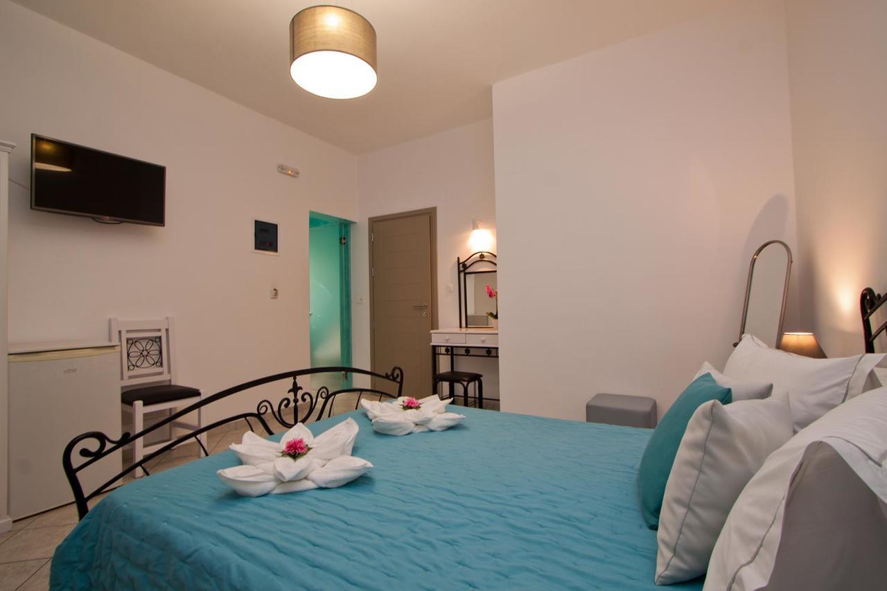 Nemesis Aparthotel Фира Екстериор снимка