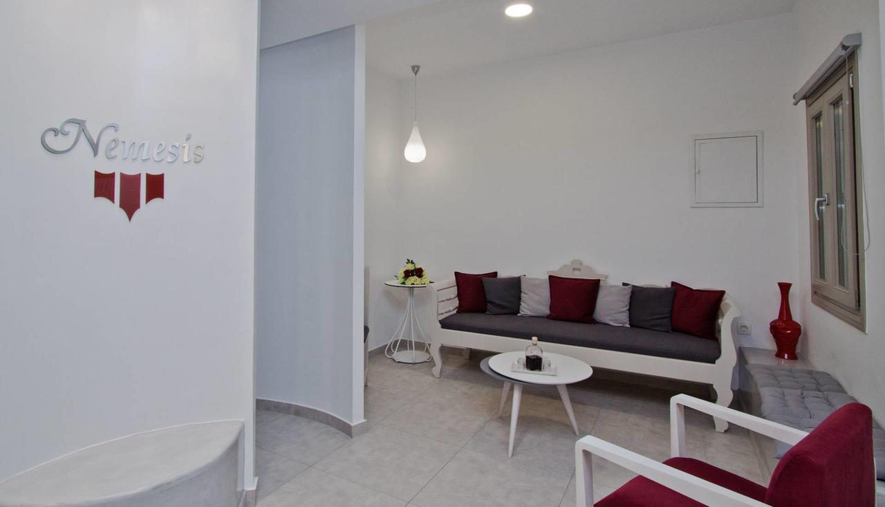 Nemesis Aparthotel Фира Екстериор снимка